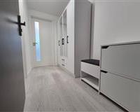 5 Nad Arboretem - chodba