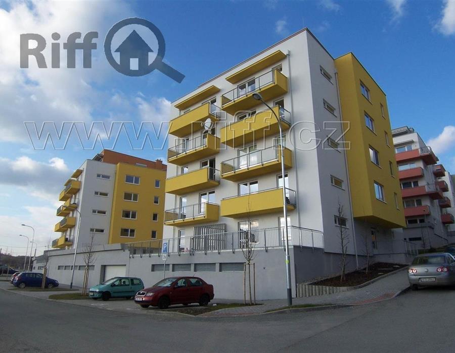 Křepelčí - pohled na dům.jpg
