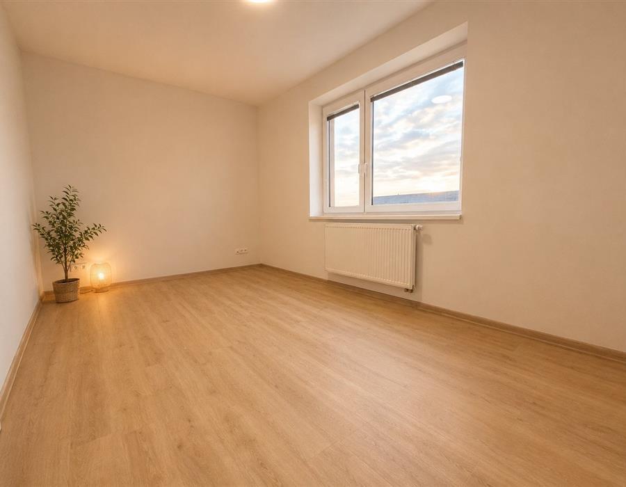 4 pronájem 2+kk Zelnice II. - ložnice
