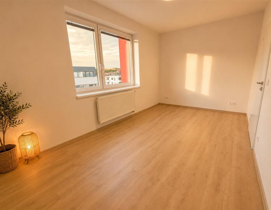 5 pronájem 2+kk Zelnice II. - ložnice